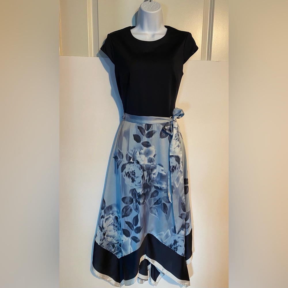 Floral Blue and Black Women's DRESSS